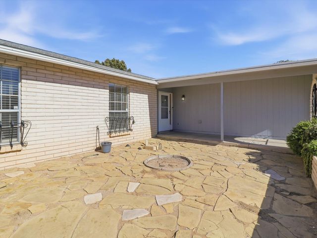 6405 Avenida La Costa NE, Albuquerque, NM 87109
