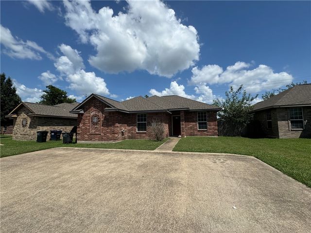 126 Sterling Street, College Station, TX 77840