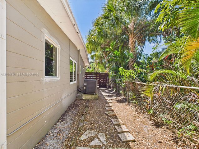 1632 SW 28th Ave, Fort Lauderdale, FL 33312