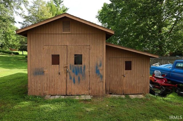 204 W Olive Street, Boonville, IN 47601