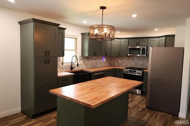 204 W Olive Street, Boonville, IN 47601