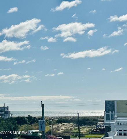 127 Dewey Drive, Ortley Beach, NJ 08751