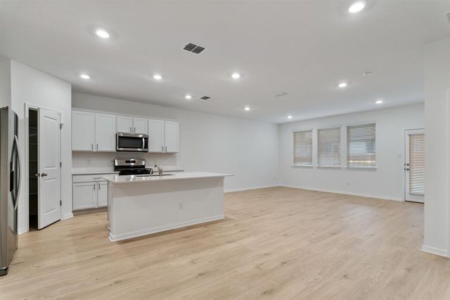 112 Lasso CV, Kyle, TX 78640