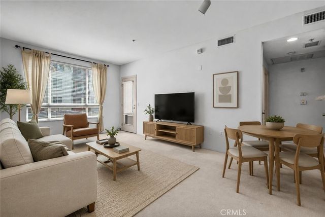 100 S Alameda 280, Los Angeles, CA 90012