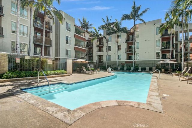 100 S Alameda 280, Los Angeles, CA 90012