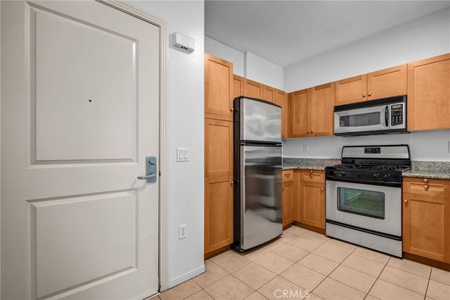 100 S Alameda 280, Los Angeles, CA 90012
