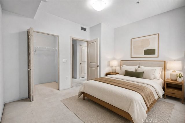 100 S Alameda 280, Los Angeles, CA 90012