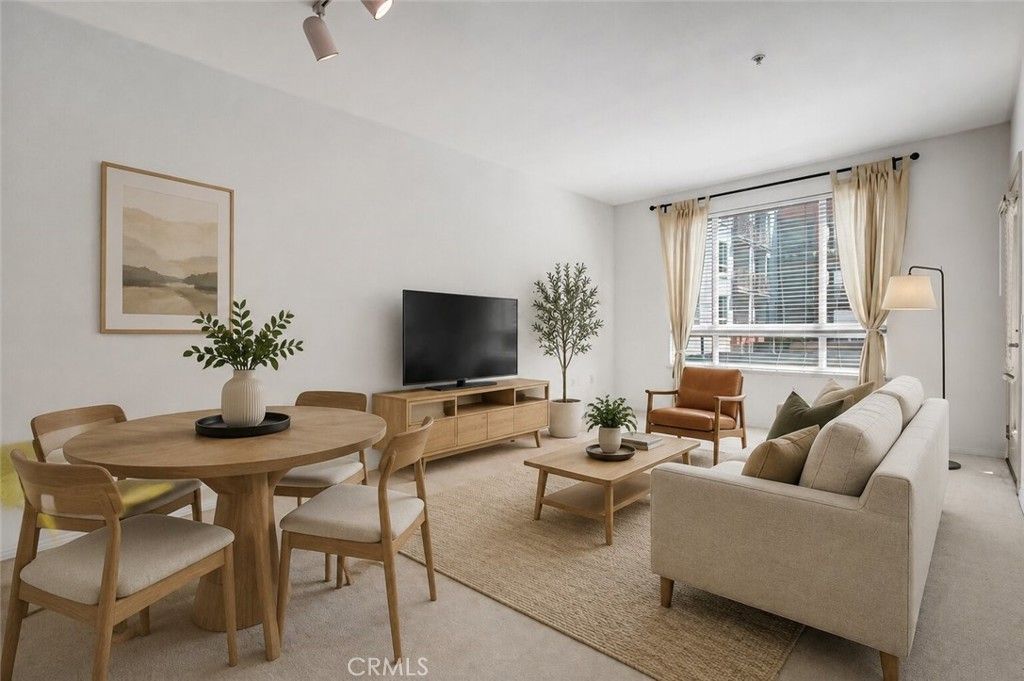 100 S Alameda 280, Los Angeles, CA 90012
