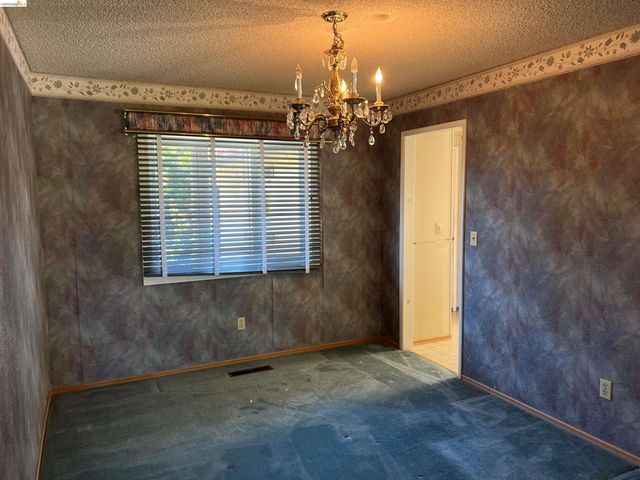 1857 Heatherwood Dr, Pittsburg, CA 94565