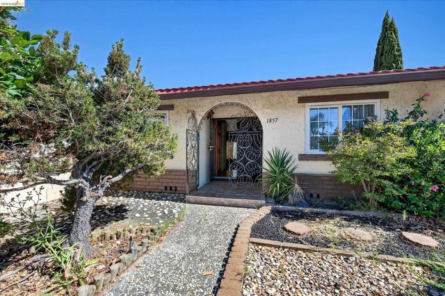 1857 Heatherwood Dr, Pittsburg, CA 94565
