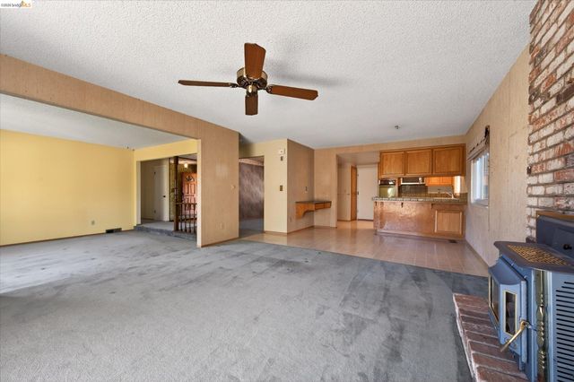 1857 Heatherwood Dr, Pittsburg, CA 94565