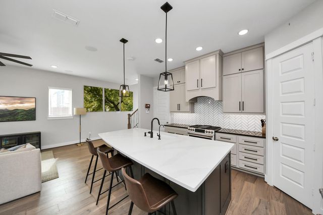 10954 Hewitt Cliff Lane, Houston, TX 77043