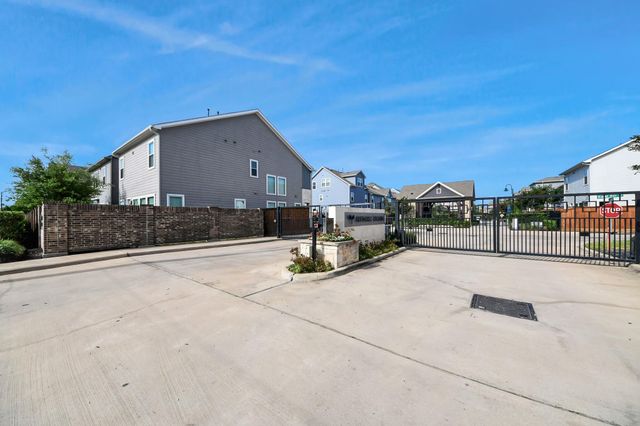 10954 Hewitt Cliff Lane, Houston, TX 77043