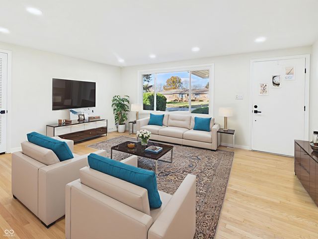 5 W Estate Street, Anderson, IN 46013