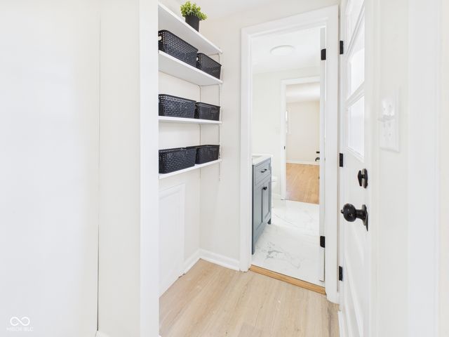 5 W Estate Street, Anderson, IN 46013