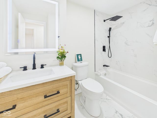 5 W Estate Street, Anderson, IN 46013