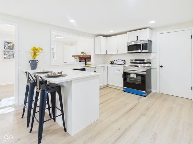 5 W Estate Street, Anderson, IN 46013