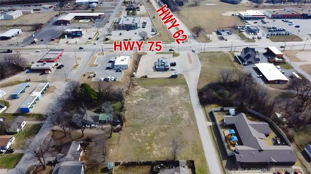 727 E 21st Street, Okmulgee, OK 74447