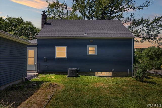 5469 South Freeman Road, Orchard Park, NY 14127