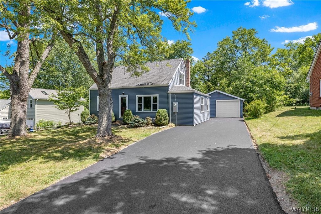 5469 South Freeman Road, Orchard Park, NY 14127