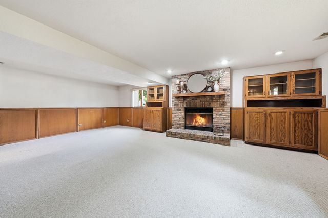 800 Ravinia Drive, Shorewood, IL 60404
