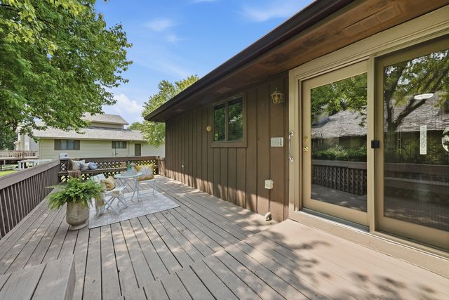 800 Ravinia Drive, Shorewood, IL 60404