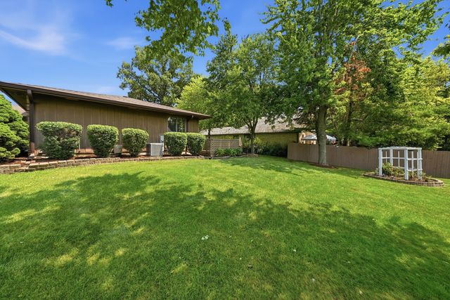 800 Ravinia Drive, Shorewood, IL 60404