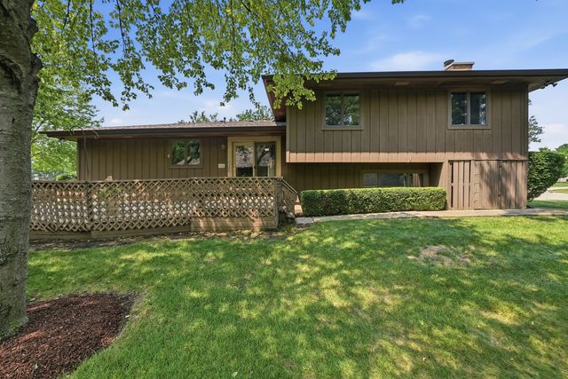 800 Ravinia Drive, Shorewood, IL 60404