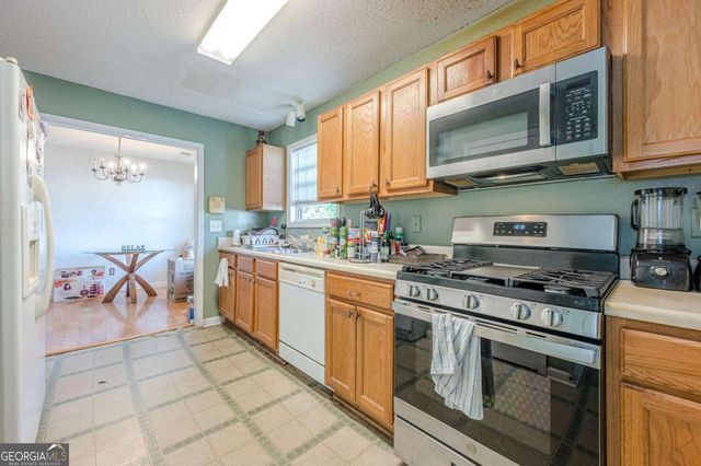 316 Greystone Circle, Hiram, GA 30141