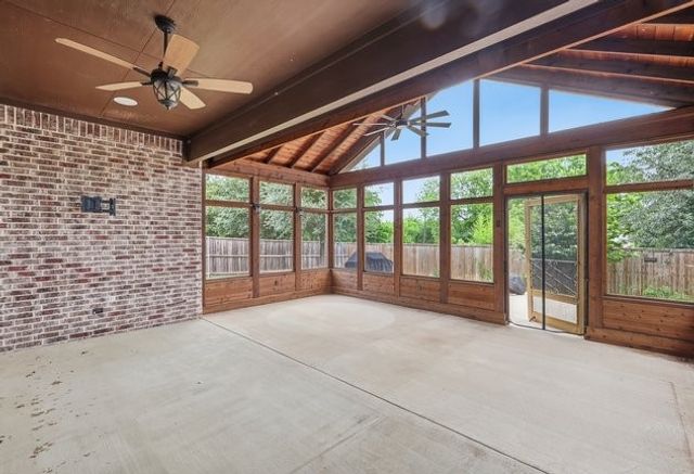 204 Shadow Creek Lane, Hickory Creek, TX 75065