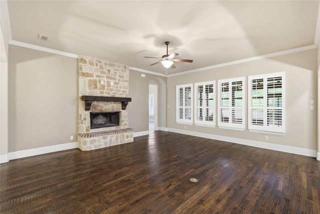 204 Shadow Creek Lane, Hickory Creek, TX 75065
