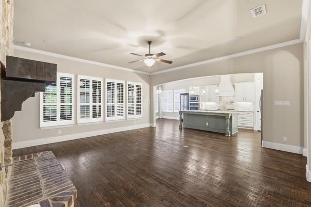204 Shadow Creek Lane, Hickory Creek, TX 75065