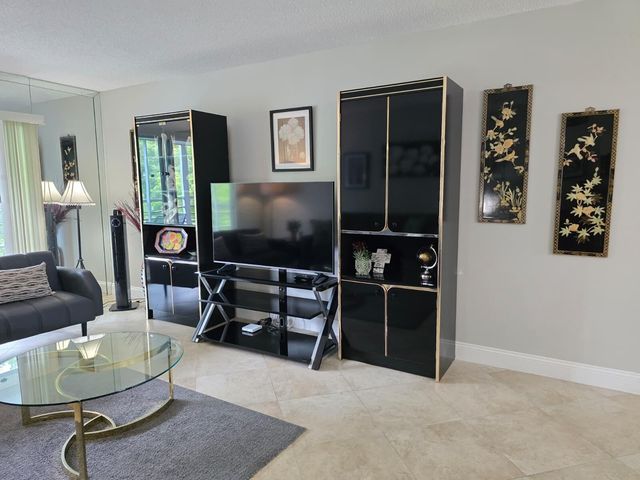 2402 Antigua Circle E3, Coconut Creek, FL 33066