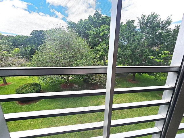 2402 Antigua Circle E3, Coconut Creek, FL 33066