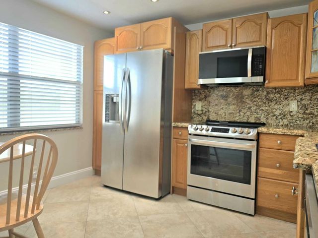 2402 Antigua Circle E3, Coconut Creek, FL 33066