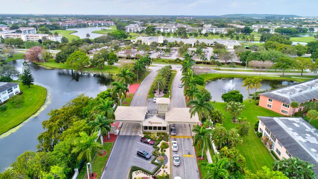 2402 Antigua Circle E3, Coconut Creek, FL 33066