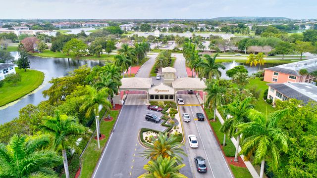 2402 Antigua Circle E3, Coconut Creek, FL 33066