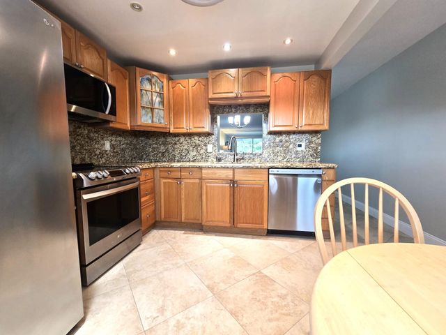 2402 Antigua Circle E3, Coconut Creek, FL 33066