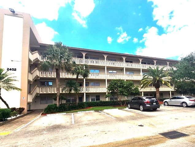 2402 Antigua Circle E3, Coconut Creek, FL 33066