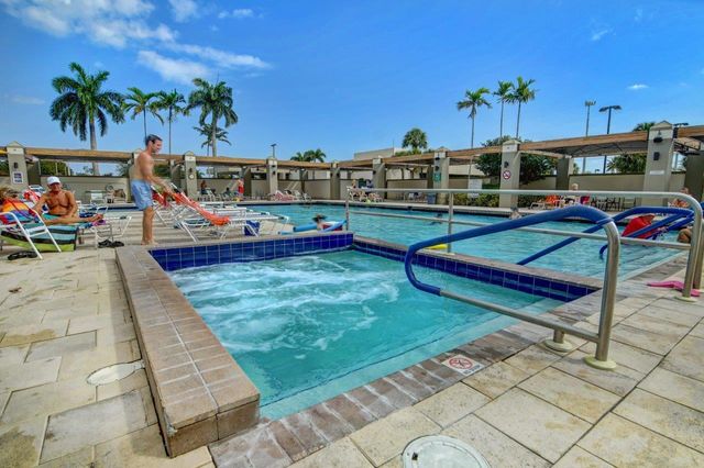 2402 Antigua Circle E3, Coconut Creek, FL 33066