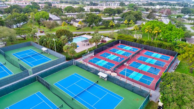 2402 Antigua Circle E3, Coconut Creek, FL 33066
