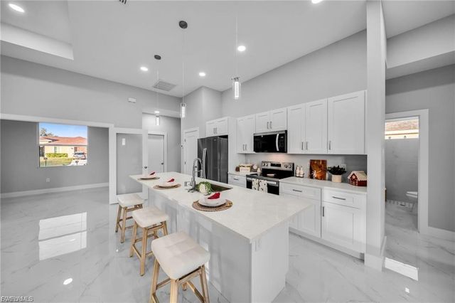 3719 16th ST W, Lehigh Acres, FL 33971