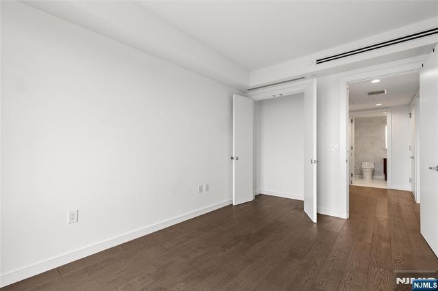 320 Adolphus Avenue 604, Cliffside Park, NJ 07010