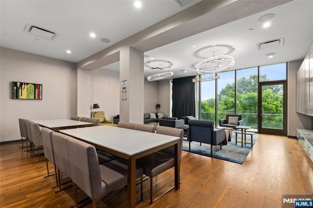 320 Adolphus Avenue 604, Cliffside Park, NJ 07010