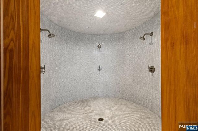 320 Adolphus Avenue 604, Cliffside Park, NJ 07010