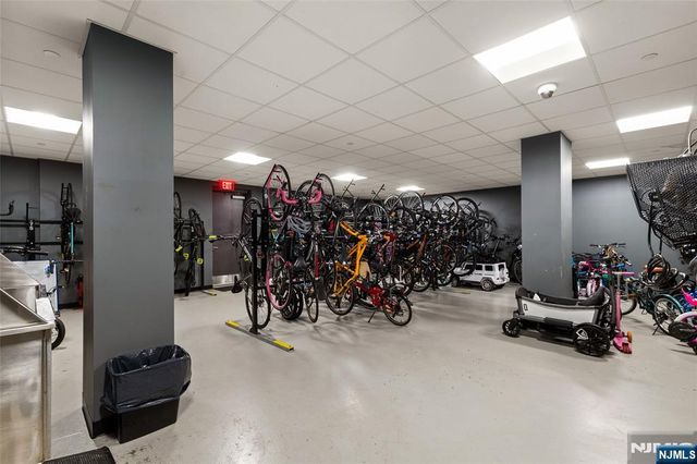 320 Adolphus Avenue 604, Cliffside Park, NJ 07010