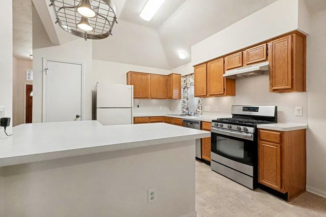 11019 31st Avenue N, Texas City, TX 77591