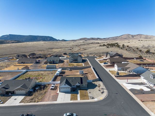 453 N 300 W, Enterprise, UT 84725