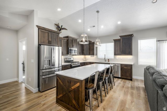 453 N 300 W, Enterprise, UT 84725