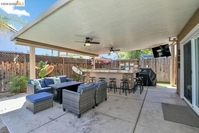 2459 Pacific Grove Ct, Discovery Bay, CA 94505